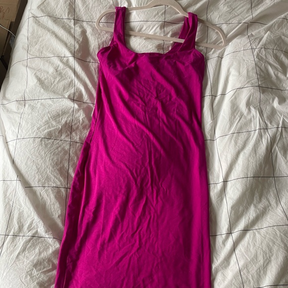 Hatch Hot Pink Sleeveless Midi Dress - Picture 4 of 4